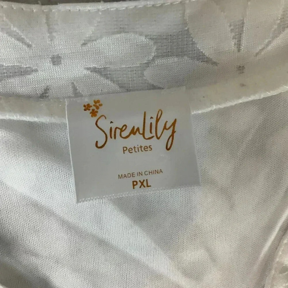 NWT SirenLily White Floral Lace Overlay Sheer Sleeve V Neck Blouse Womens XLP - Picture 2 of 7